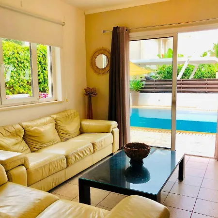 فيلة Panorama Luxury Villa بروتاراس